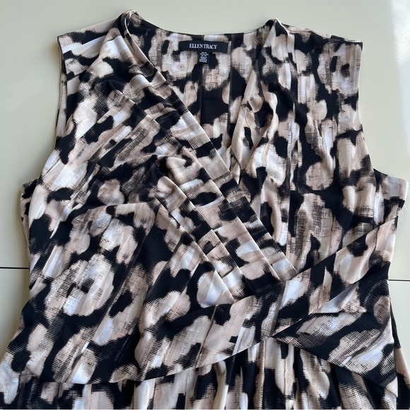 Ellen Tracy Brown and Black Floral Abstract Fit & Flare Dress US PL - Picture 4 of 7